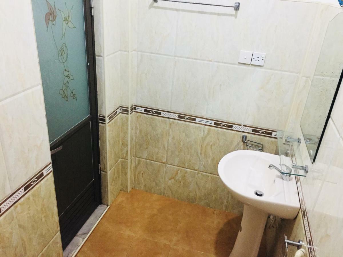 Ivana Homestay Κάντι Εξωτερικό φωτογραφία