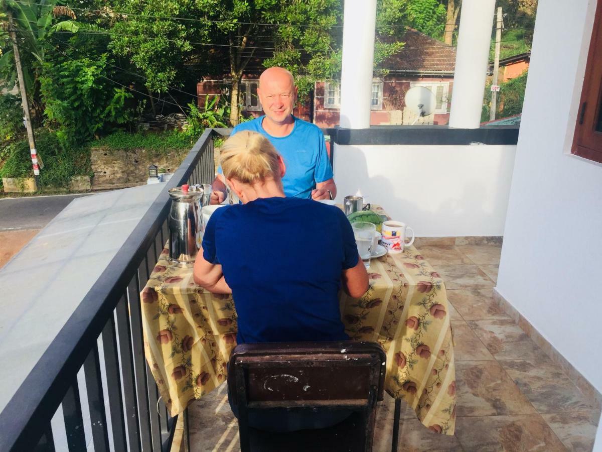 Ivana Homestay Κάντι Εξωτερικό φωτογραφία